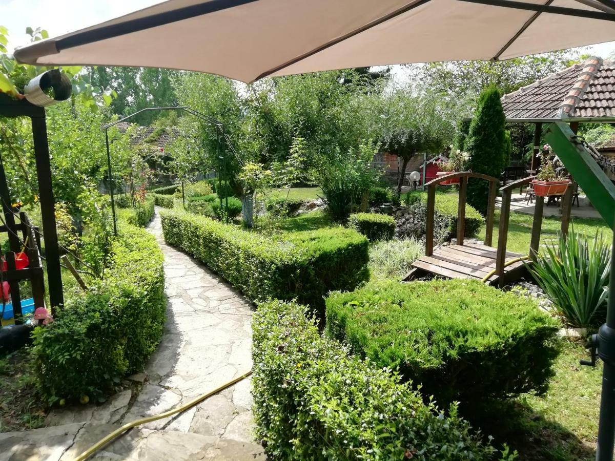 Villa Дядо Цоньовата Къща Sewliewo Exterior foto